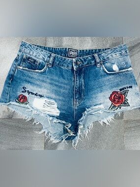 Women’s Vintage Superdry Denim Shorts Emvroidered Rose and Logo Sz 28